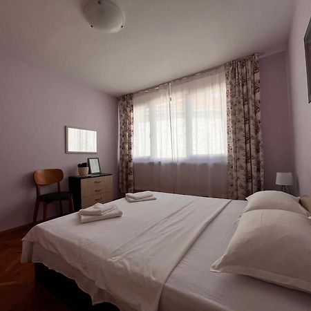נסבר Guest House Lilly מראה חיצוני תמונה